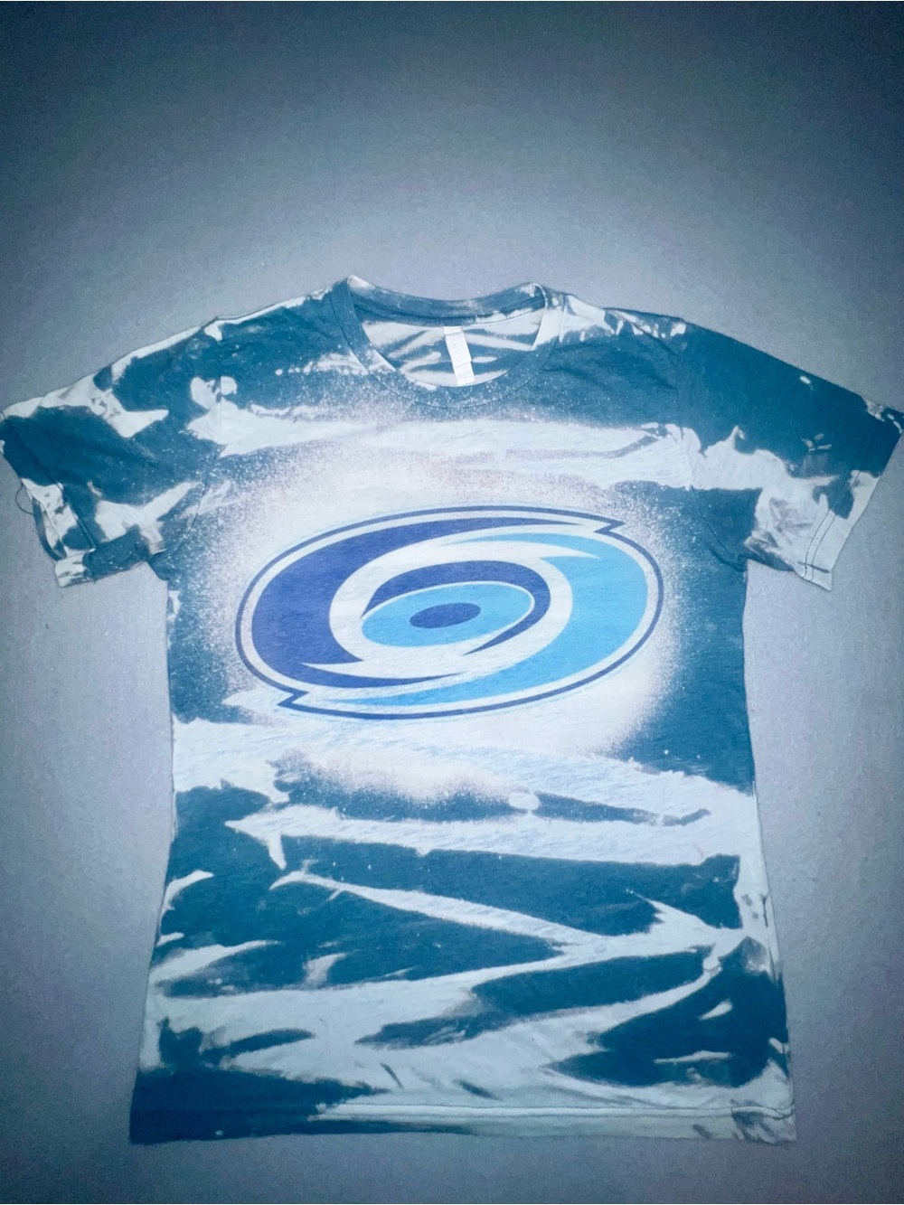 Carolina Hurricanes Men's Acid Wash Tie Dye NHL Hockey T-Shirt Small